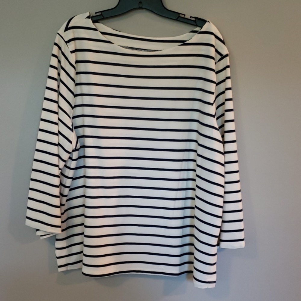 NWOT Old Navy Top